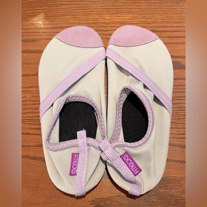 NEW Fitkicks Gray/Lavender, Size Medium (7-8)